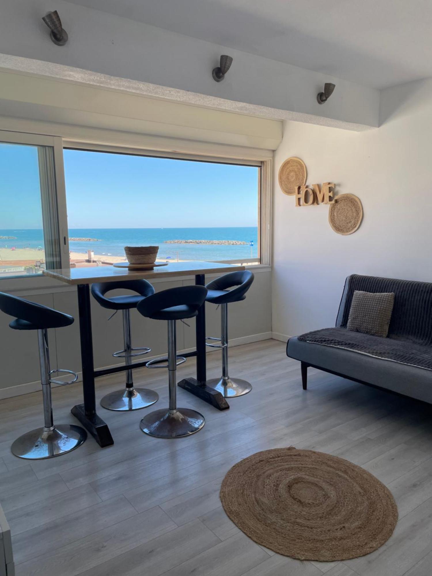 Superbe Appartement Vue Sur Mer 瓦尔拉普拉日 外观 照片